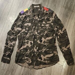Miss me camo button down Shirt Xs